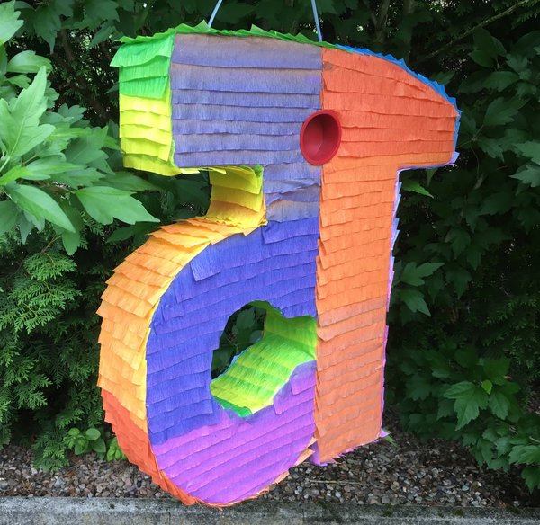 Pinata Zahl 15 in bunt Regenbogenfarbe Geschenke Box Türdekoration