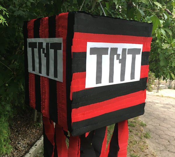 Pinata TNT BOX Geschenk Geldgeschenke Box Füllbox Kindergeburtstag 35 x 35 cm